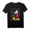 HapOwl Mickey Mouse T-Shirt mit Many Mickeys Hintergrund - Offiziell lizenziertes Disney Fan-Shirt