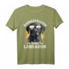 Labrador Angestellter Lustiges Spruch Hund Herrchen Frauchen T-Shirt - Perfektes Geschenk für Hunde-Liebhaber, Züchter & Hundemamas
