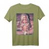 Heißes Mädchen mit Pistolen T-Shirt - Sexy Pinup-Girl Grafik für Männer und Frauen, modisches Statement
