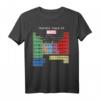Marvel Ultimate Periodic Table Of Elements Halbarm T-Shirt – Offiziell lizenziertes Marvel Avengers Superhelden-Shirt für Fans und Sammler