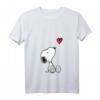 HapOwl T-Shirt mit Herz sitzendem Snoopy - Lustiges V-Ausschnitt Shirt als Geschenk für Geburtstagskinder und Snoopy Fans