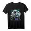 NASA Space Drum Playing Astronaut Graphic T-Shirt - Offiziell lizensierte Raumfahrt Kleidung für Space Fans
