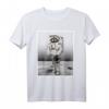 Lustiges Waschbär T-Shirt mit Astronauten-Kostüm - Weltraum, Mond & Sterne Motiv, perfektes Geschenk für Tier- und Astronomie-Liebhaber