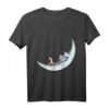 Astronaut von Campfire auf Halbmond - Astronomie-Fan T-Shirt, Perfekt für Sternenbeobachtung, Planetarium & Science-Fiction Fans