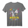 Kinder Geburtstag 4 Jahre Junge Astronaut Weltraum T-Shirt – Klassisch geschnitten, doppelt genähter Saum für junge Weltraumfans