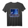 Streetwear Vaporwave Astronaut T-Shirt mit Glitch und VHS Ästhetik – Perfekt für Retro-Fans, Einsamkeit und kreative Styles