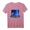 Streetwear Vaporwave Astronaut T-Shirt mit Glitch und VHS Ästhetik – Perfekt für Retro-Fans, Einsamkeit und kreative Styles