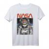 NASA Vintage Astronaut Moon Walk Reflection Graphic T-Shirt - Offizielles NASA Merchandise für Raumfahrtfans