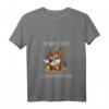 Damen T-Shirt mit Spruch 'Der Kaffee ist kaputt, ich bin noch müde' – Lustiges Morgenmuffel & Kaffeeliebhaber Geschenk für Arbeit & Alltag