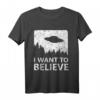 I want to believe - UFO Alien Vintage Foto Poster T-Shirt – Geschenk für UFO- und Sci-Fi-Fans zu Karneval, Weihnachten, Geburtstag oder Uni Abschluss