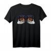 Rottweiler Skelett Hand auf Brust Halloween Kostüm Hund T-Shirt - Gruselige Tierdesigns für Halloween und Geschenkideen für Hunde- und Tierliebhaber