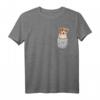 Aussie Australian Shepherd Brust-Tasche Pocket Hundebesitzer T-Shirt – Lustiges Hundemotiv für Hundeliebhaber, Herrchen & Frauchen, perfektes Geschenk