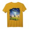 Capybara UFO Entführung Lustiges T-Shirt – Humorvolles Tier- und Sci-Fi Design, klassisch geschnitten, doppelt genähter Saum