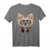 Chihuahua Hund als DJ im Raum-Galaxie-Sonnenbrille T-Shirt – Lustiges Tierdesign für Hunde- und Tierliebhaber