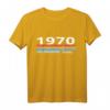 Vintage Retro Stripes 1970 Geburtstagsjahr T-Shirt – Klassisches Design mit Hund und chinesischem Tierzeichen für Herren und Damen