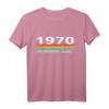 Vintage Retro Stripes 1970 Geburtstagsjahr T-Shirt – Klassisches Design mit Hund und chinesischem Tierzeichen für Herren und Damen