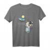 Lustiges Flache Erde T-Shirt mit Astronaut auf Einhorn - Verschwörungstheorie Humor Shirt für Skeptiker und Witzbold