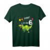Kinder Geburtstag Dino T-Shirt für Jungen und Mädchen - Klassisch geschnitten, doppelt genähter Saum, perfekte Geschenkidee zum Kindergeburtstag