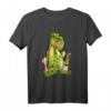 Gigantosaurus Logo T-Shirt mit Giganto und den 4 jungen Dinosauriern für Kinder – Klassisch geschnitten, doppelt genähter Saum