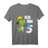 Kinder 5. Geburtstag Feuerwehr Jungen Dino Dinosaurier T-Shirt – Lustiges Geburtstagsoutfit für kleine Feuerwehrleute und Dinosaurier-Fans