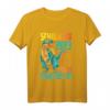 Kinder Schulkind 2023 Dino Dinosaurier Ich Rocke Jetzt Die Schule T-Shirt – Perfektes Geschenk zur Einschulung für Jungs mit Dino Design