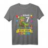 Kinder 7 Jahre Geburtstag Dinosaurier T-Shirt für Jungen & Mädchen - Klassisch geschnitten, doppelt genähter Saum