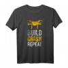 Drohne I Geschenk für Drohnen Pilot I Quadrokopter Roboter T-Shirt – Perfekt für Drohnenliebhaber, Piloten und Technikfans