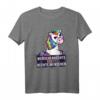 Gegen Rassismus & Faschismus T-Shirt mit Einhorn - Lustige Protest-Botschaft für Demonstrationen & als Geschenk
