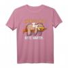 Faultier T-Shirt mit Spruch 'Energie Lädt Bitte Warten' – Lustiges Shirt für Faulenzer, Morgenmuffel & Humorvolle Menschen