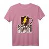 Coffee Powered Kaffee Energie Power Design T-Shirt – Lustiges Geschenk für Kaffeeliebhaber und Energiejunkies