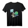 Lustiges Flat Earth T-Shirt mit Laufband und Erde - Für Fans der flachen Erde und Fitness-Enthusiasten