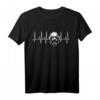 Feuerwehrmann Herzlinie Herzfrequenz EKG T-Shirt – Stylisches Geschenk für Feuerwehrleute und Fans