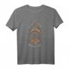 Novus Ordo Seclorum | Illuminati & Freimaurer T-Shirt mit allsehendem Auge, Schwert & Spruch – Mystisches Geschenk