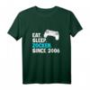 15. Geburtstag Geschenk für Gamer - Lustiges 'Eat Sleep Zocken' T-Shirt mit Controller für Jungen, Mädchen, Männer und Frauen