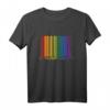 Gay Pride Shirt | LGBTQ Rainbow Flag T-Shirt mit Retro-Strichcode – Unterstützen Sie Gleichberechtigung & feiern Sie die Vielfalt