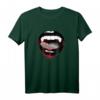 Sexy Vampire Lips Blood and Fangs Gothic Halloween T-Shirt – Perfekt für Horror, Halloween-Partys & Vampir-Fans