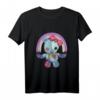 Pastell Gothic Shirt mit Voodoo-Puppen-Design – Kawaii Menhera T-Shirt für Halloween, Gothic-Liebhaber & Pastell Goth Fans