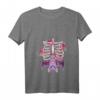 Pastel Goth Rib Cage Bat T-Shirt mit V-Ausschnitt – Creepy Bat Motiv für Wicca, Witchcraft & Pagan Culture