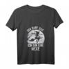Böse Oma T-Shirt zum HapOwl mit V-Ausschnitt – Humorvolles Geschenk für Großmutter, Rentnerin, Rockerin und Goth-Fans