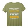 Busfahrer Geschenk für Männer - Lustiges T-Shirt mit Spruch für Berufskraftfahrer, Papa, Opa zu Vatertag, Geburtstag & Weihnachten