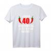 Lieber 40 und Würzig Als 20 und Ranzig T-Shirt - Lustiges Geburtstags- oder Freundschaftsgeschenk für Männer ab 40