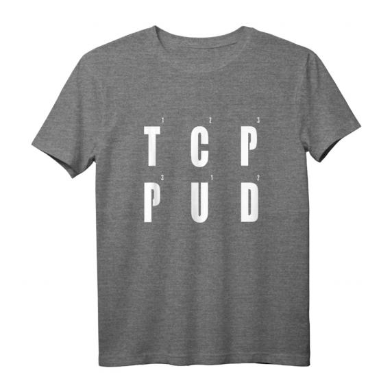 TCP UDP Computer Geek Networking Nerd IT Administrator T-Shirt – Perfektes Geschenk für Informatiker, Sysadmins & Technik-Enthusiasten zu Weihnachten & Geburtstag