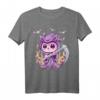 Pastell Goth Sensenmann Katze T-Shirt – Niedlich & Gruselig für Kawaii, Nu-Goth & Vaporwave Fans