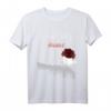 Schwarzwaldmädel mit Schrotflinte und Bollenhut T-Shirt – Perfektes Geschenk für Schwarzwaldfans, Urlaubserinnerung & Tradition