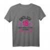 Endlich 18 Jahre alt! Lustiges Geburtstags T-Shirt für Mädchen mit Spruch – Perfektes Geschenk für die bezaubernde Tochter