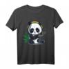 Panda Raucht Gras Marihuana Cannabis Weed Rastafari Kiffer T-Shirt – Lustiges Geschenk für Kiffer, Rastafari und Legalisierungs-Interessierte