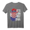 Kroatien Hrvatska Flagge Heimat Wurzeln T-Shirt mit Fingerabdruck & DNA-Motiv – Patriotisches Fanshirt für Fans & Familie
