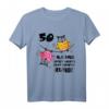 Lustiges 50. Geburtstag Deko & Geschenkkiste für Frauen - Witziges Eulen T-Shirt & Originelles Partyzubehör