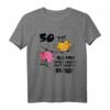 Lustiges 50. Geburtstag Deko & Geschenkkiste für Frauen - Witziges Eulen T-Shirt & Originelles Partyzubehör