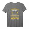 Gott sprach Licht Elektriker T-Shirt – Lustiges Geschenk für Elektroniker, Meister & Gesellen im Elektrohandwerk